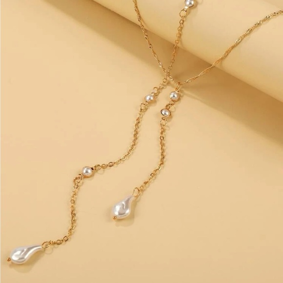 Necklace - Picture 4 of 8